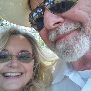 Meet your Posher, Dana